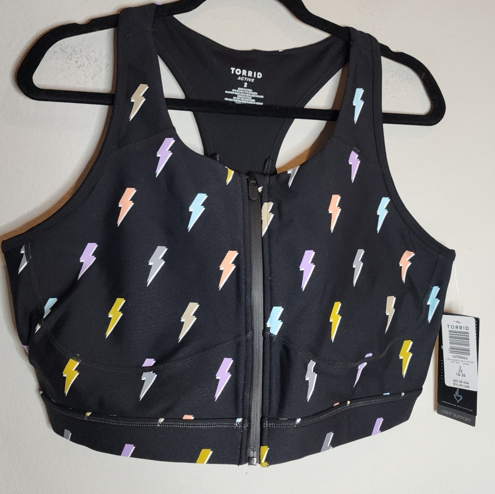 NWT Torrid Black Lightning Bolt Sports Bra Low-Impact Wireless Zip-Front 2X